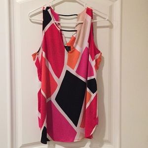 Worthington V- neck blouse top size L.